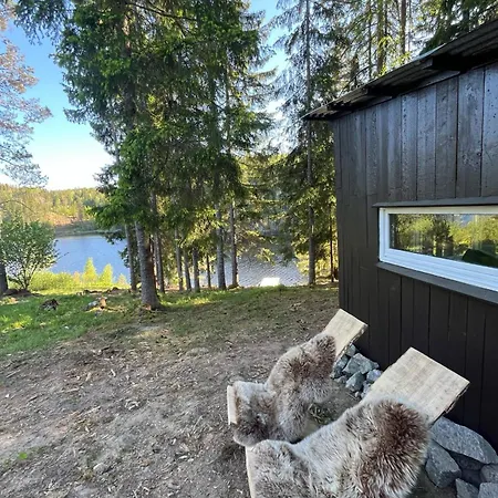 Idyllisk Ved Vannet Skien