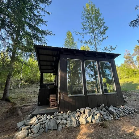 Idyllisk Ved Vannet